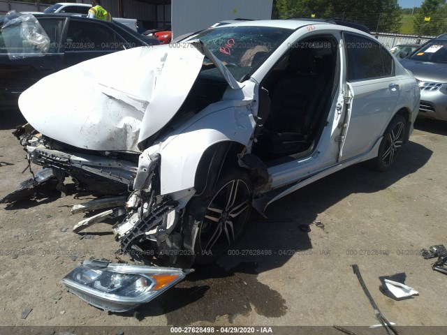 Photo 1 VIN: 1HGCR2F14HA093014 - HONDA ACCORD SEDAN 