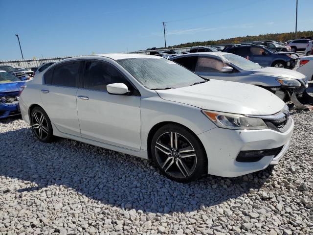 Photo 3 VIN: 1HGCR2F15HA014031 - HONDA ACCORD SPO 