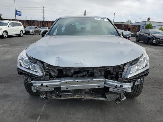 Photo 4 VIN: 1HGCR2F15HA184647 - HONDA ACCORD SPO 