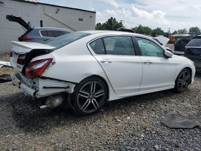 Photo 2 VIN: 1HGCR2F15HA281122 - HONDA ACCORD 