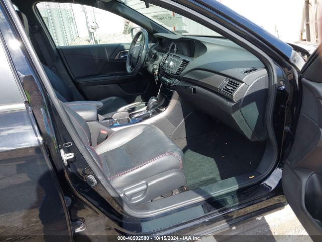 Photo 4 VIN: 1HGCR2F16HA140009 - HONDA ACCORD 