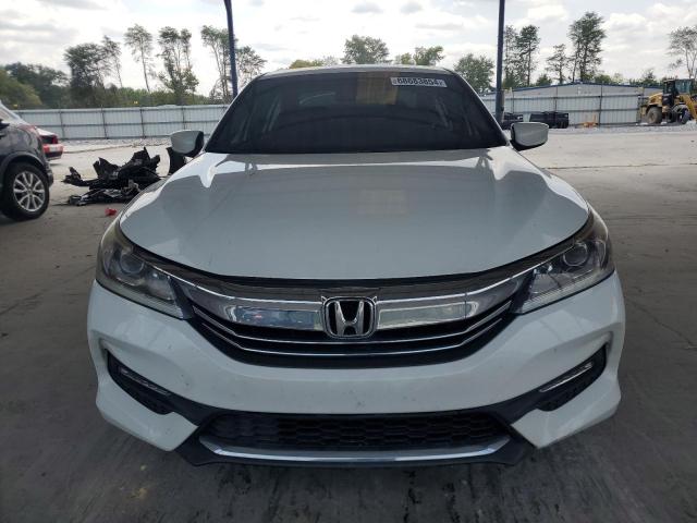 Photo 4 VIN: 1HGCR2F16HA202881 - HONDA ACCORD SPO 