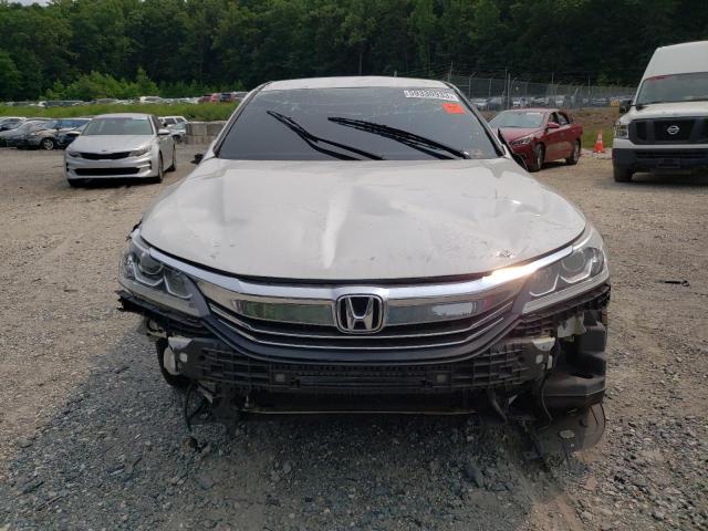 Photo 4 VIN: 1HGCR2F16HA302995 - HONDA ACCORD SPO 