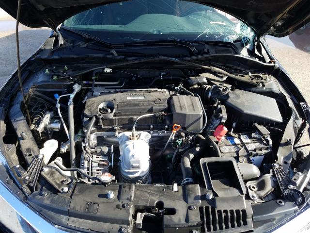 Photo 6 VIN: 1HGCR2F17HA069838 - HONDA ACCORD SPO 