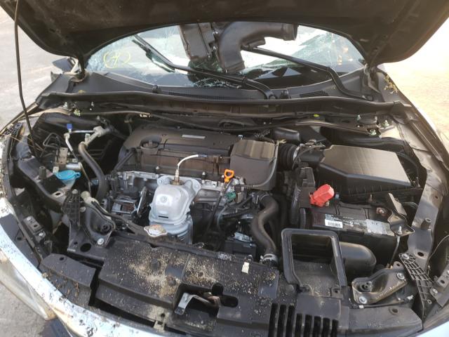 Photo 6 VIN: 1HGCR2F17HA153237 - HONDA ACCORD SPO 