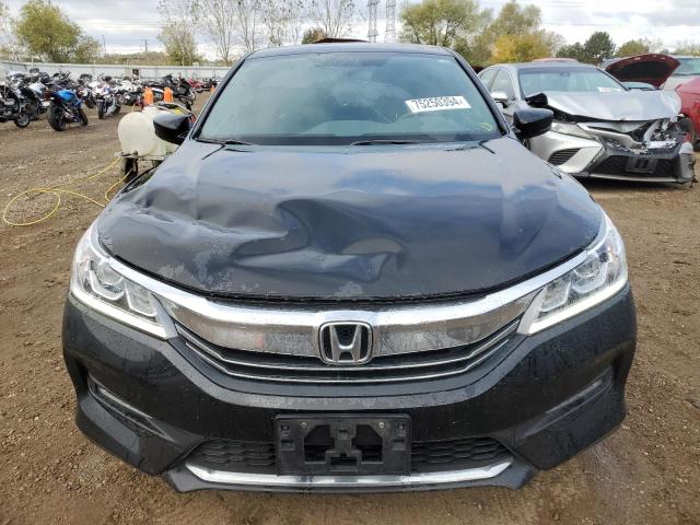 Photo 4 VIN: 1HGCR2F17HA257534 - HONDA ACCORD SPO 