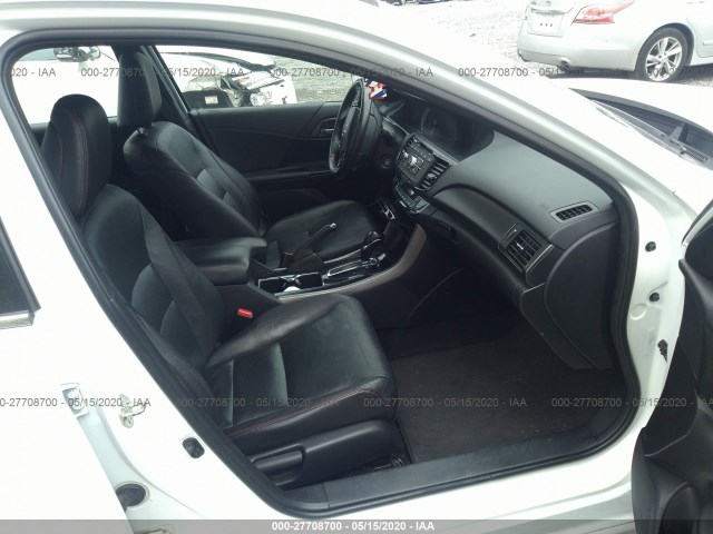 Photo 4 VIN: 1HGCR2F18HA000138 - HONDA ACCORD SEDAN 