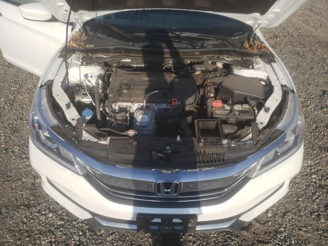 Photo 6 VIN: 1HGCR2F18HA118674 - HONDA ACCORD SPO 