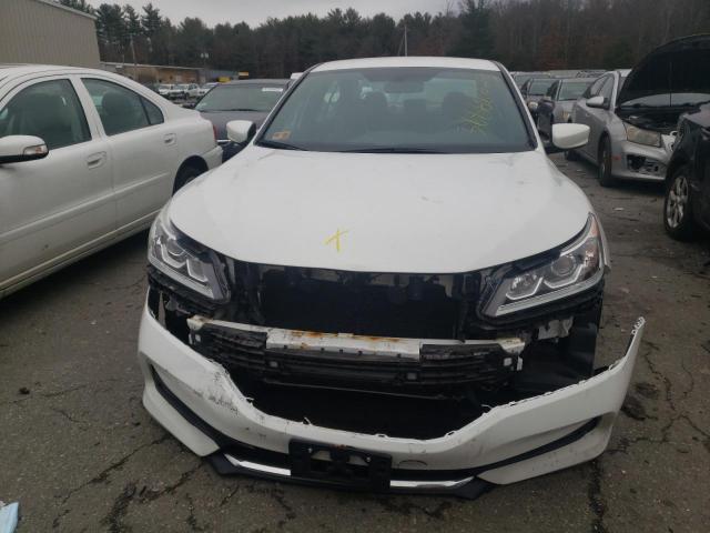 Photo 4 VIN: 1HGCR2F18HA135250 - HONDA ACCORD SPO 