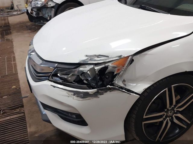 Photo 5 VIN: 1HGCR2F18HA173657 - HONDA ACCORD 