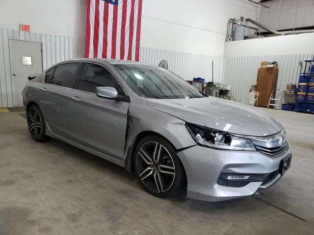 Photo 3 VIN: 1HGCR2F18HA185324 - HONDA ACCORD SPO 