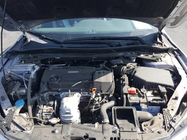 Photo 6 VIN: 1HGCR2F18HA214580 - HONDA ACCORD SPO 