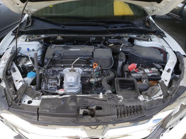 Photo 6 VIN: 1HGCR2F18HA224350 - HONDA ACCORD SPO 