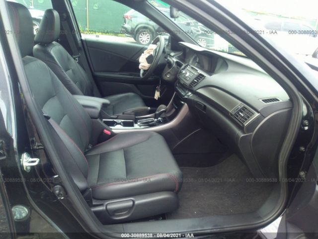 Photo 4 VIN: 1HGCR2F18HA241181 - HONDA ACCORD 