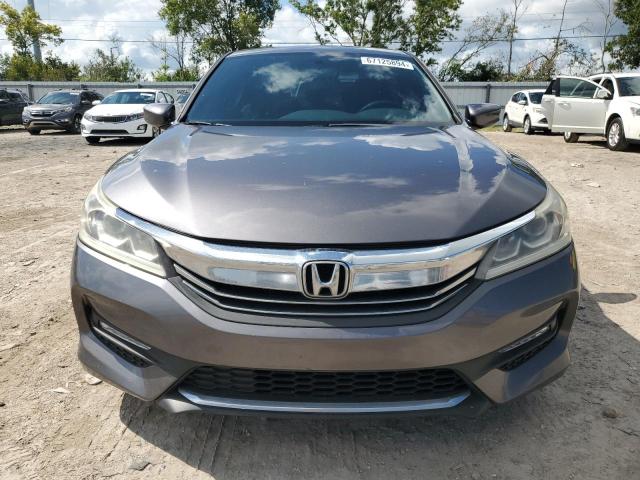 Photo 4 VIN: 1HGCR2F18HA265691 - HONDA ACCORD SPO 