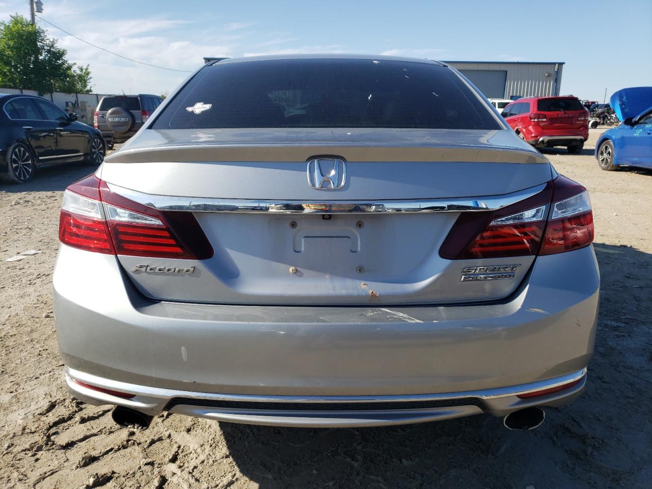 Photo 5 VIN: 1HGCR2F19HA024741 - HONDA ACCORD 