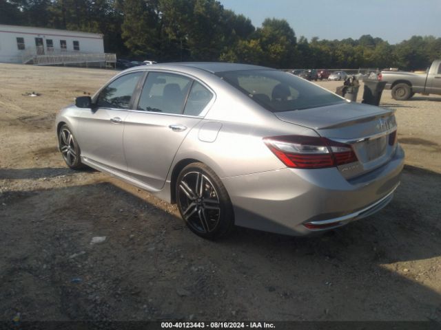 Photo 2 VIN: 1HGCR2F19HA078993 - HONDA ACCORD 