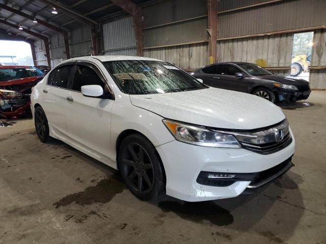 Photo 3 VIN: 1HGCR2F19HA109613 - HONDA ACCORD 