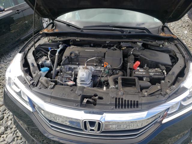 Photo 6 VIN: 1HGCR2F19HA111359 - HONDA ACCORD SPO 