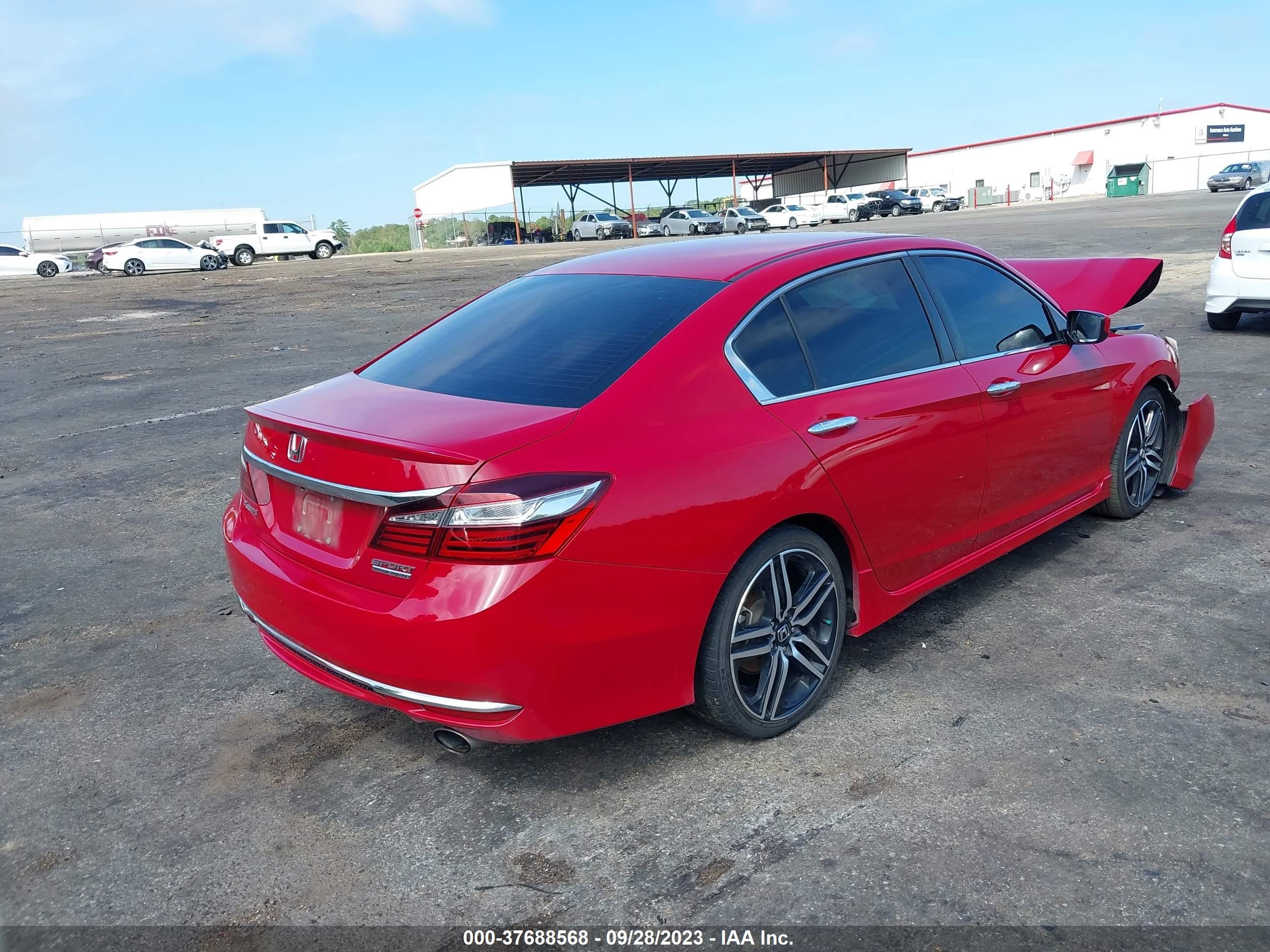 Photo 3 VIN: 1HGCR2F19HA127058 - HONDA ACCORD 