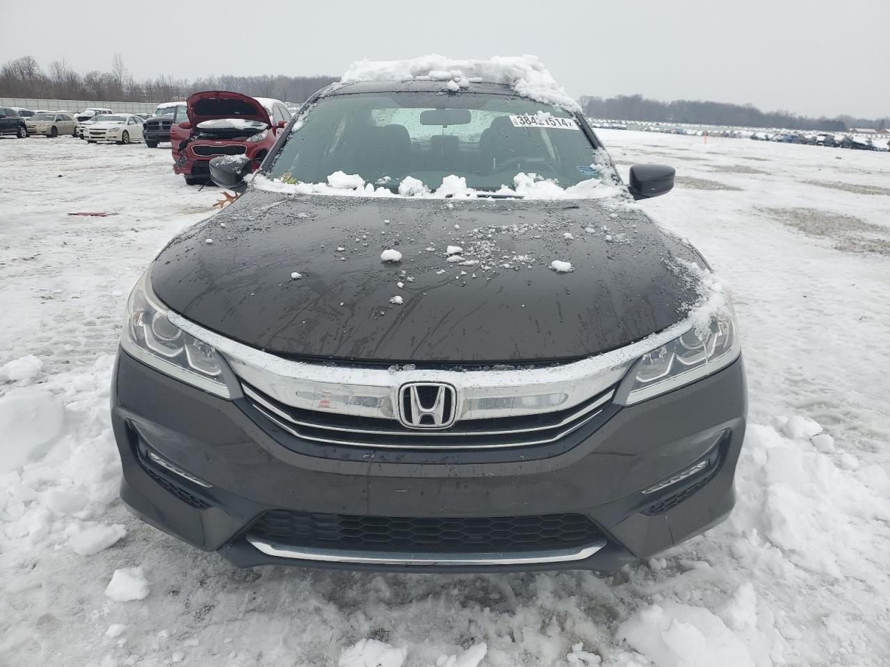 Photo 4 VIN: 1HGCR2F19HA150002 - HONDA ACCORD 