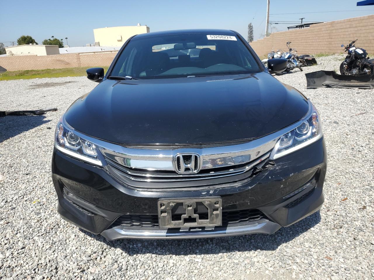 Photo 4 VIN: 1HGCR2F19HA150498 - HONDA ACCORD 