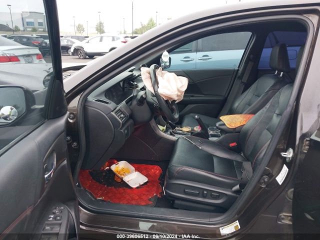 Photo 4 VIN: 1HGCR2F19HA242971 - HONDA ACCORD 