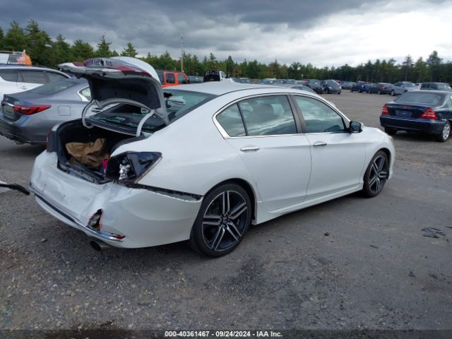 Photo 3 VIN: 1HGCR2F1XHA026627 - HONDA ACCORD 