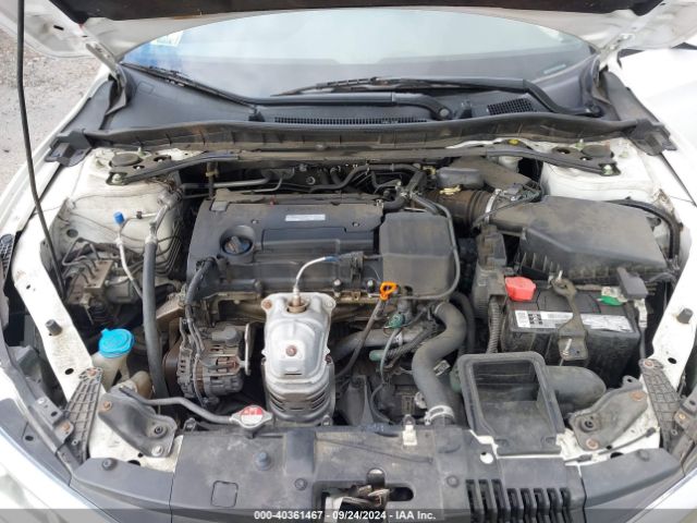 Photo 9 VIN: 1HGCR2F1XHA026627 - HONDA ACCORD 