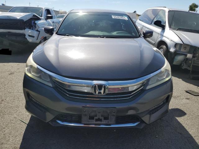 Photo 4 VIN: 1HGCR2F1XHA033805 - HONDA ACCORD SPO 