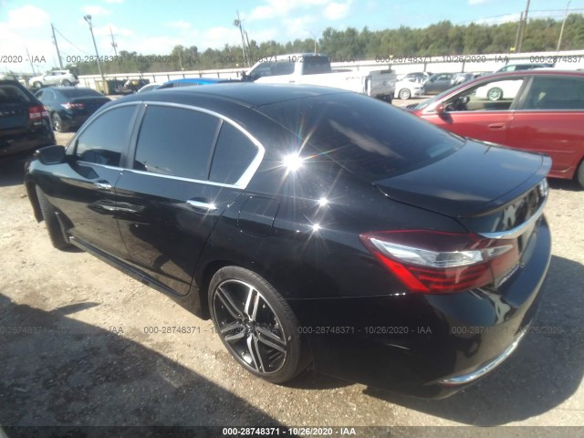 Photo 2 VIN: 1HGCR2F1XHA066240 - HONDA ACCORD SEDAN 