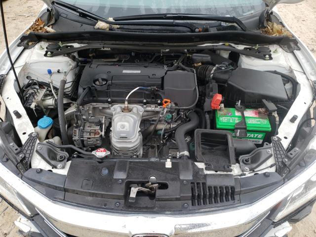 Photo 6 VIN: 1HGCR2F1XHA085824 - HONDA ACCORD SPO 