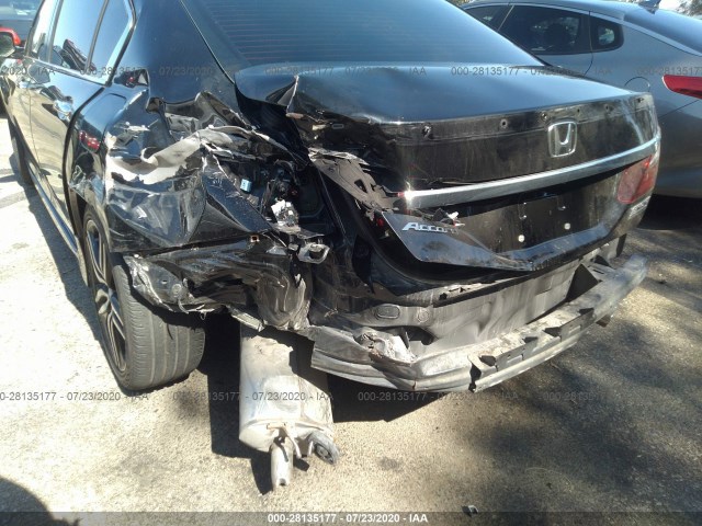 Photo 5 VIN: 1HGCR2F1XHA120135 - HONDA ACCORD SEDAN 