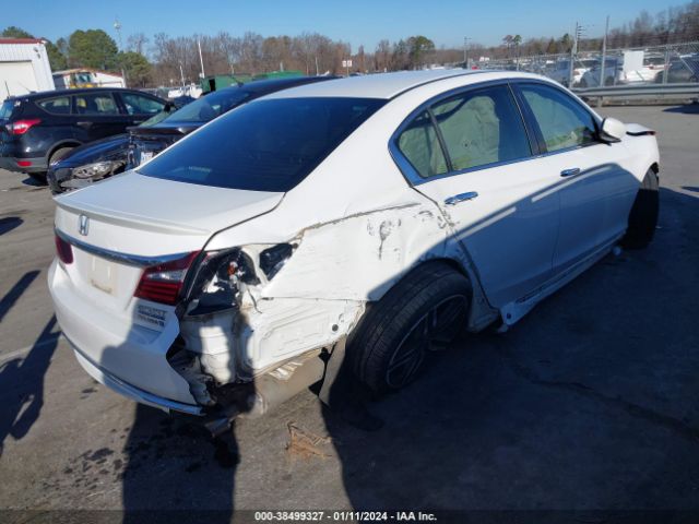 Photo 3 VIN: 1HGCR2F1XHA163857 - HONDA ACCORD 