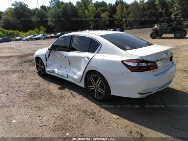 Photo 2 VIN: 1HGCR2F1XHA221854 - HONDA ACCORD SEDAN 