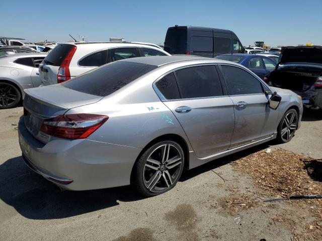 Photo 2 VIN: 1HGCR2F1XHA258919 - HONDA ACCORD SPO 