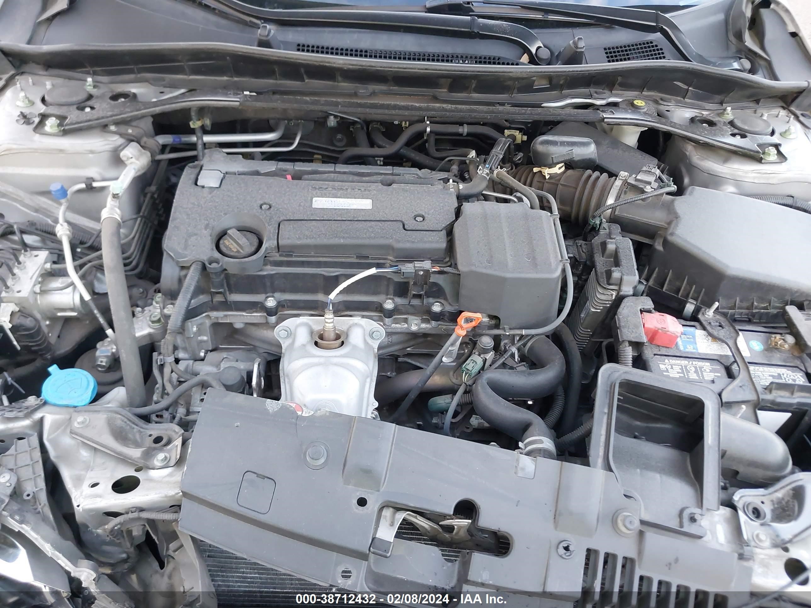 Photo 9 VIN: 1HGCR2F1XHA277485 - HONDA ACCORD 