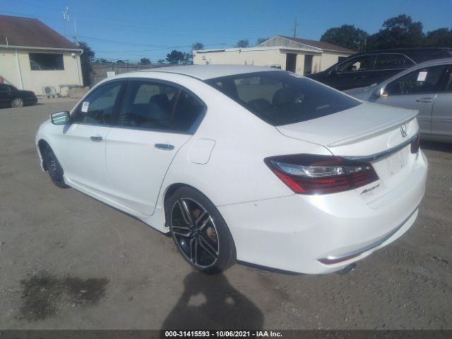 Photo 2 VIN: 1HGCR2F1XHA286879 - HONDA ACCORD SEDAN 