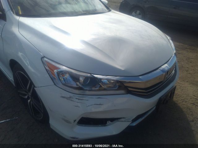 Photo 5 VIN: 1HGCR2F1XHA286879 - HONDA ACCORD SEDAN 