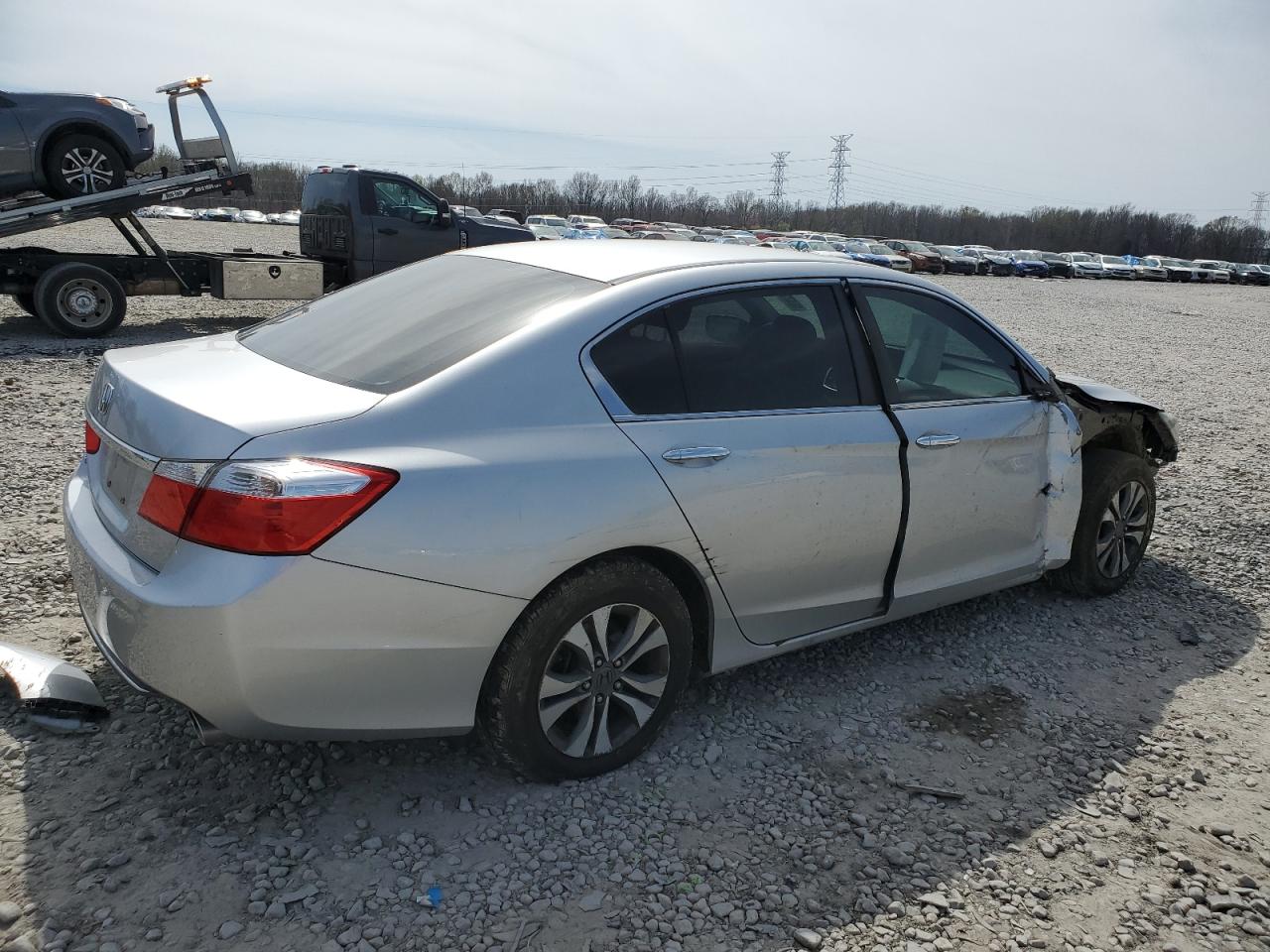 Photo 2 VIN: 1HGCR2F30DA033226 - HONDA ACCORD 