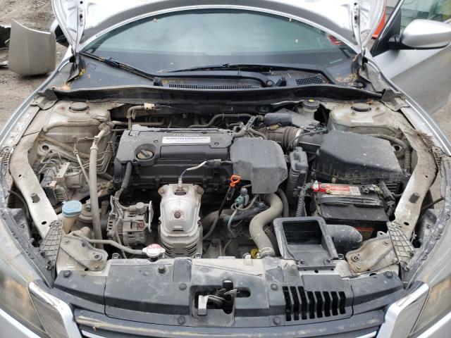 Photo 6 VIN: 1HGCR2F30DA055548 - HONDA ACCORD LX 