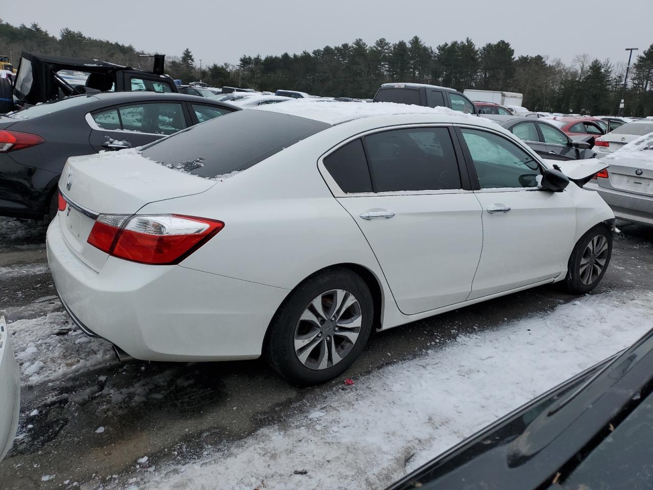 Photo 2 VIN: 1HGCR2F30DA058756 - HONDA ACCORD 