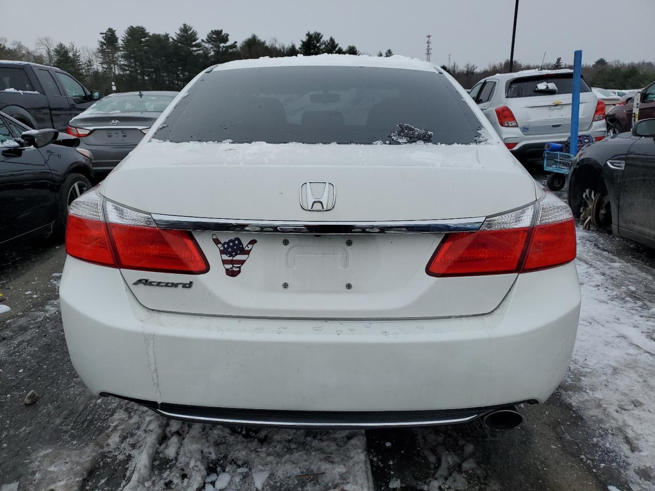 Photo 5 VIN: 1HGCR2F30DA058756 - HONDA ACCORD 