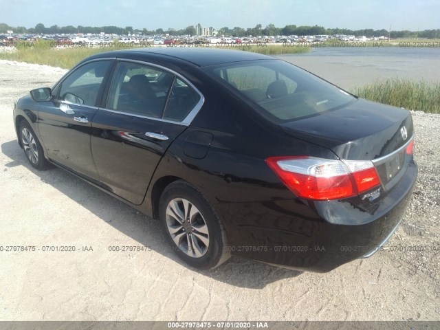 Photo 2 VIN: 1HGCR2F30DA065383 - HONDA ACCORD SDN 