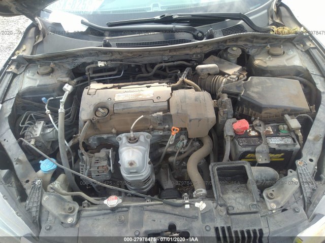 Photo 9 VIN: 1HGCR2F30DA065383 - HONDA ACCORD SDN 