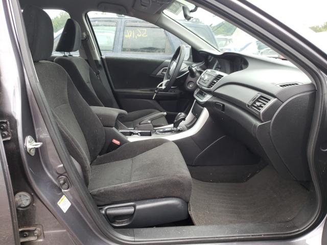 Photo 4 VIN: 1HGCR2F30DA116509 - HONDA ACCORD SDN 