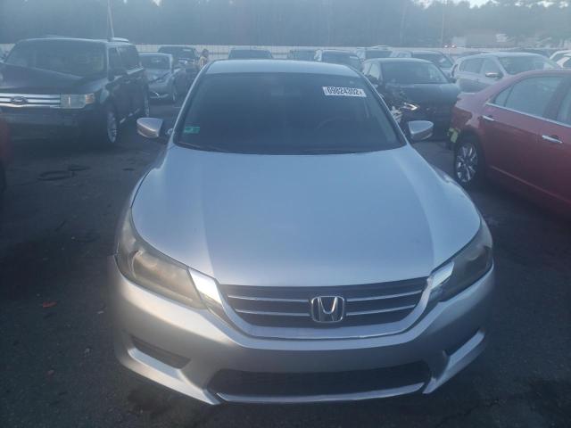 Photo 4 VIN: 1HGCR2F30DA120608 - HONDA ACCORD LX 