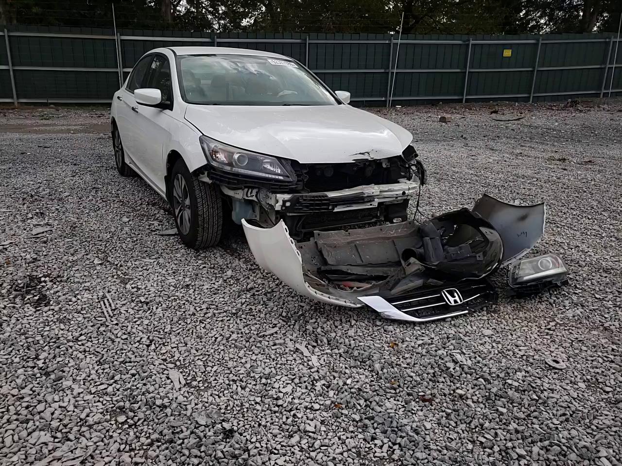 Photo 10 VIN: 1HGCR2F30DA146769 - HONDA ACCORD LX 