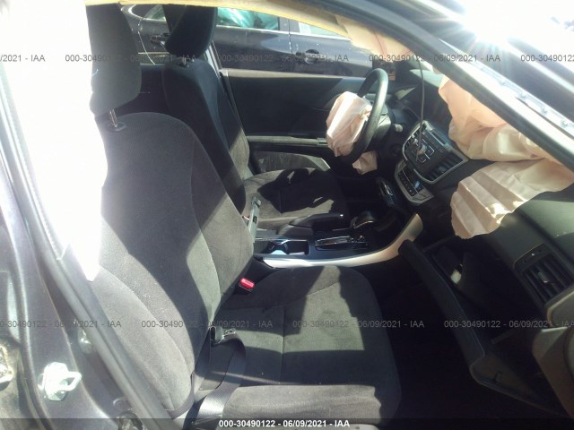 Photo 4 VIN: 1HGCR2F30DA148277 - HONDA ACCORD SDN 