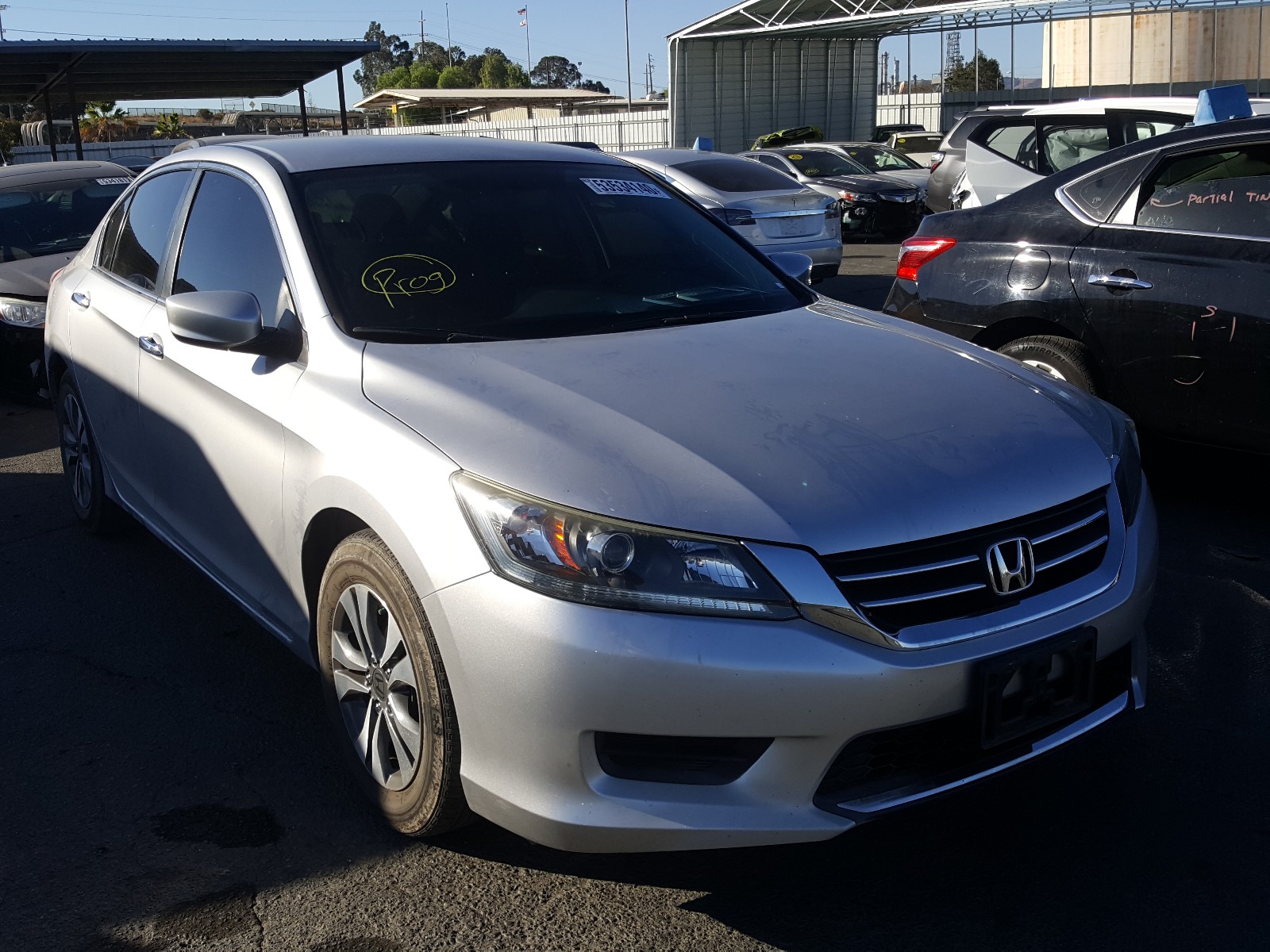 Photo 0 VIN: 1HGCR2F30DA148375 - HONDA ACCORD LX 